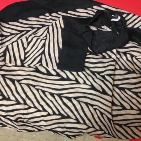 Infinity Scarf - Picture 3 of 4